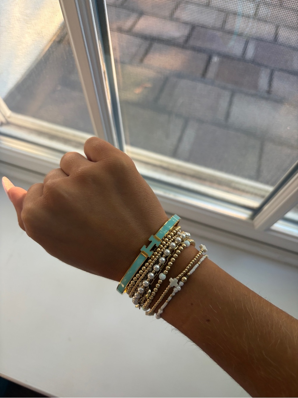 Teal “H” automatic clasp bracelet